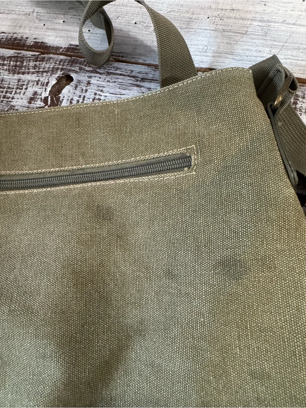 Canvas Crossbody Bag in Olive Green